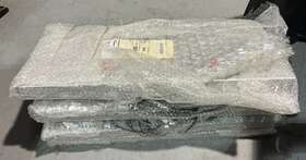 An400-cb66203wr Andrew Rfid-900-sca Lot Of 4 New Dual Cp Antenna