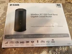 D-link DIR-860L Wireless Router Usb 4-PORT, 2.45GHZ Gigabit Ethernet, AC1200. Fixed Price $19.00.