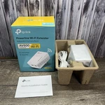 Tp-link Wireless Wifi Extender Signal Booster Router Gigabit AV600 Open Box. Fixed Price $24.99.